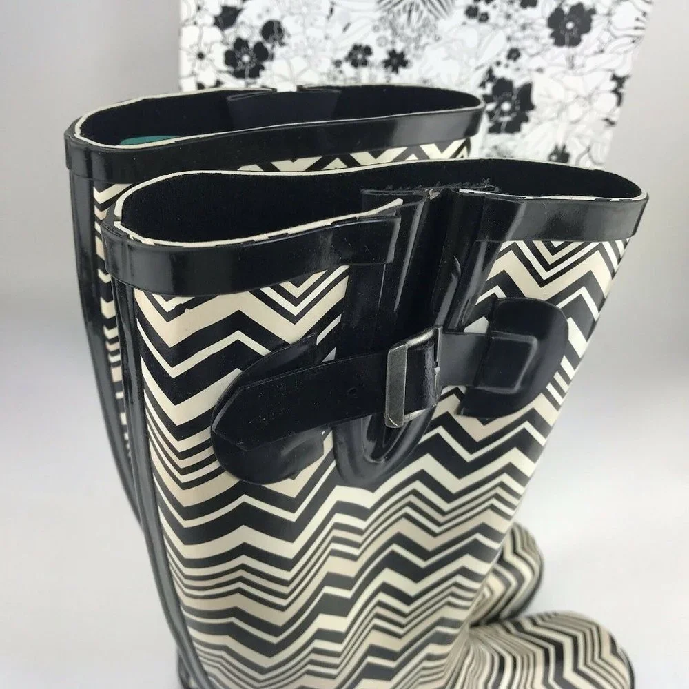 CL By‎ Laundry Chevron Rain Boots Black Beige Size